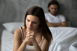 Что делать, если муж меня не хочет: причины и рекомендации